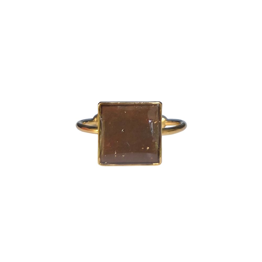 Verstelbare gouden ring vierkante bruine clay