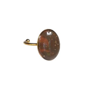 Verstelbare gouden ring ovale bruine clay