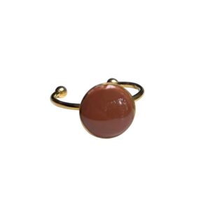 Verstelbare gouden ring ronde terracotta clay