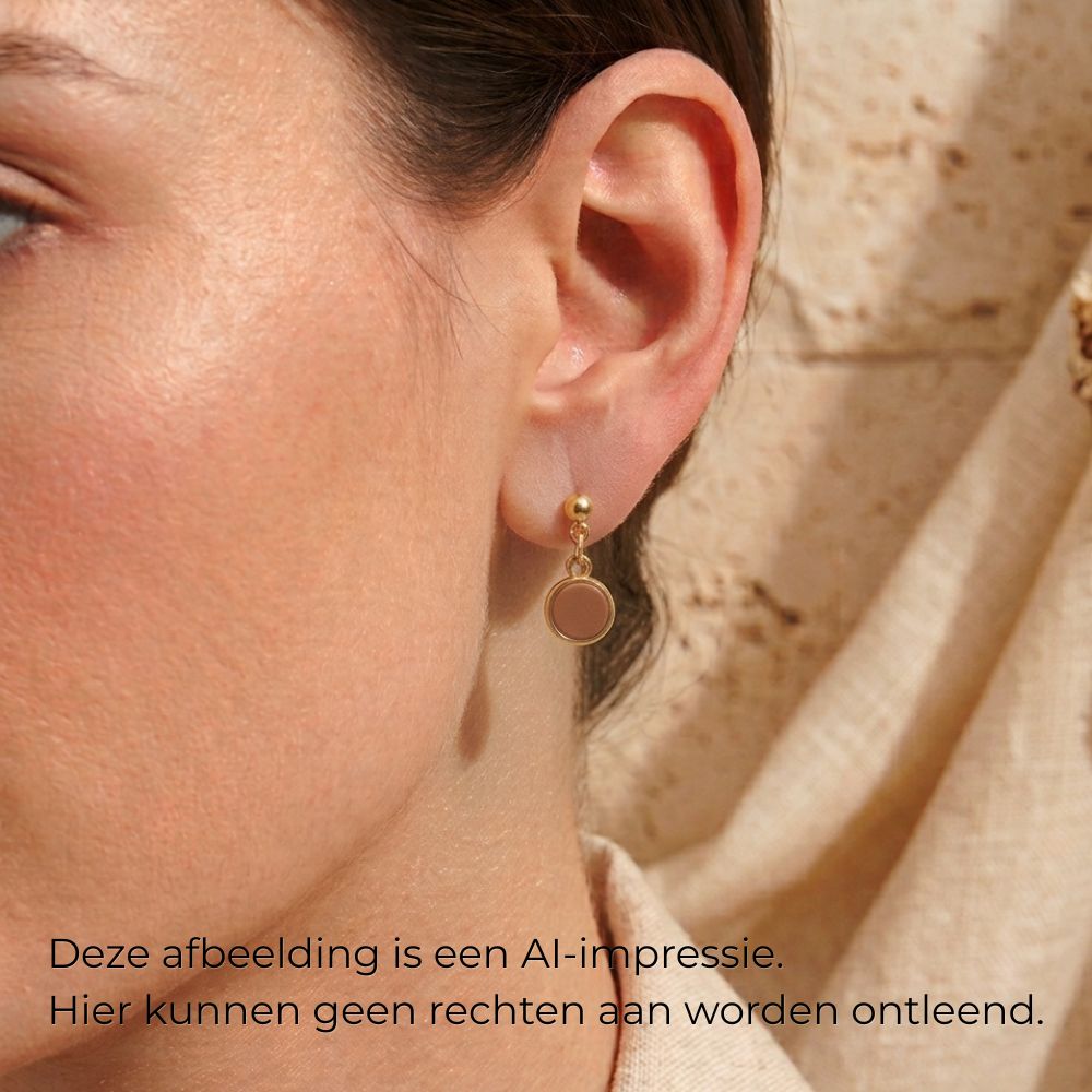 Gouden oorbellen met ronde terracotta clay